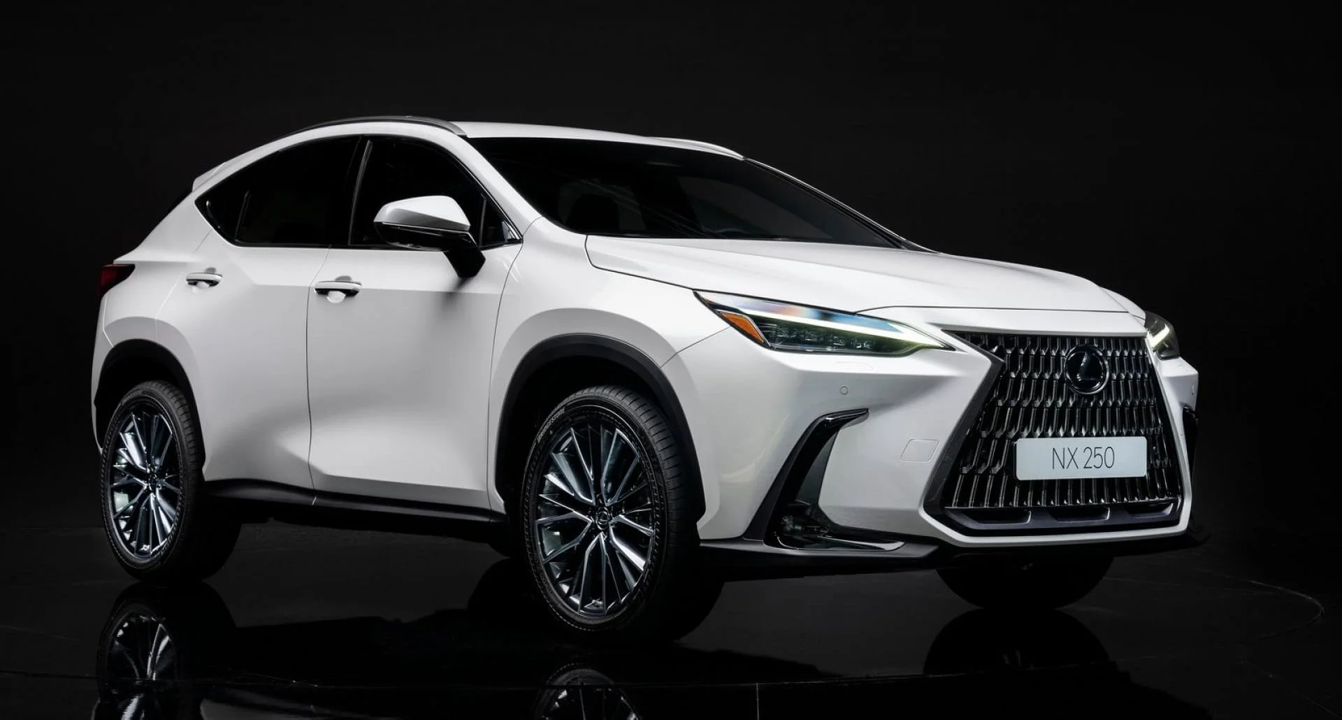 Verkaufen Sie Ihren Lexus NX zum besten Preis in der Schweiz Gebrauchter Lexus NX - Verkaufen Sie Ihren Lexus in der Schweiz | CompriamoAuto.ch