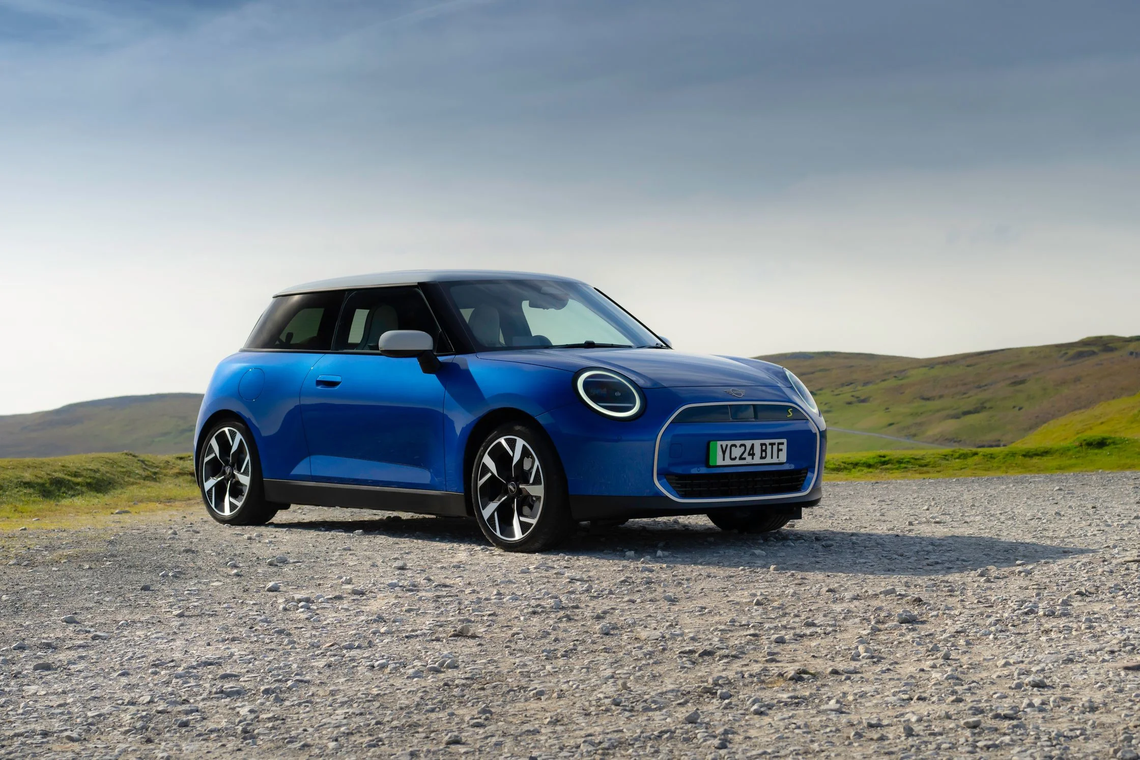 Verkaufen Sie Ihren Mini COOPER SE zum besten Preis in der Schweiz Gebrauchter Mini COOPER SE - Verkaufen Sie Ihren Mini in der Schweiz | CompriamoAuto.ch