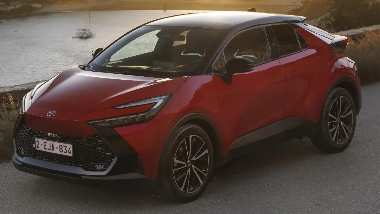 Toyota C-HR d'occasion - Vendez votre Toyota en Suisse | CompriamoAuto.ch