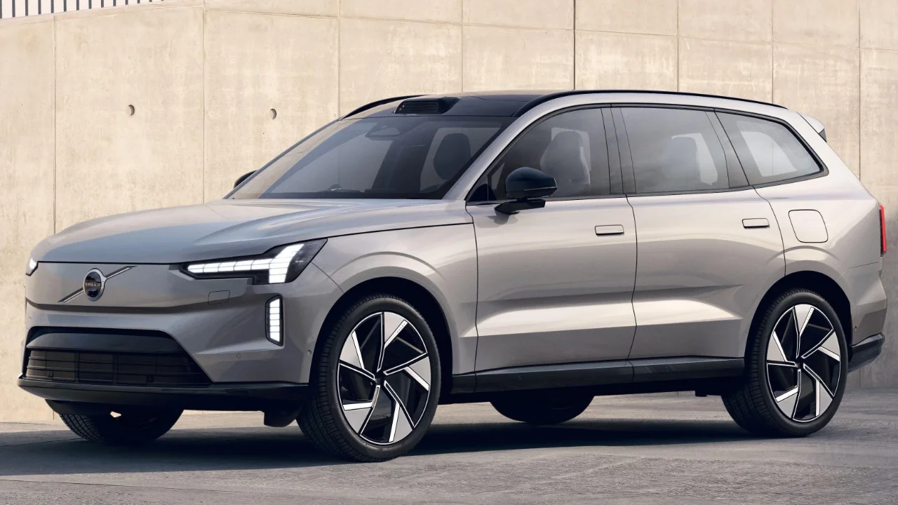 Verkaufen Sie Ihren Volvo EX90 zum besten Preis in der Schweiz Gebrauchter Volvo EX90 - Verkaufen Sie Ihren Volvo in der Schweiz | CompriamoAuto.ch